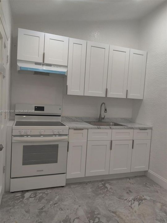 В аренду: $1,950 (2 спален, 1 ванн, 1296 Квадратных фут)