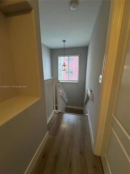 В аренду: $3,250 (3 спален, 2 ванн, 1600 Квадратных фут)