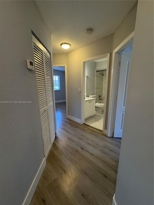 В аренду: $3,250 (3 спален, 2 ванн, 1600 Квадратных фут)