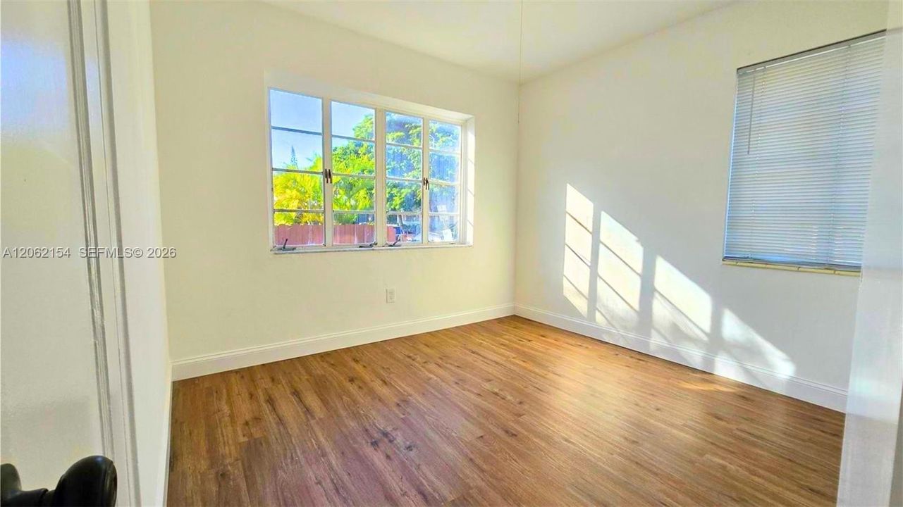 For Rent: $2,000 (1 beds, 1 baths, 592 Square Feet)