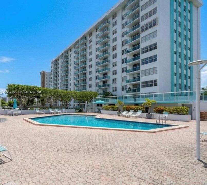 В аренду: $1,700 (1 спален, 1 ванн, 790 Квадратных фут)