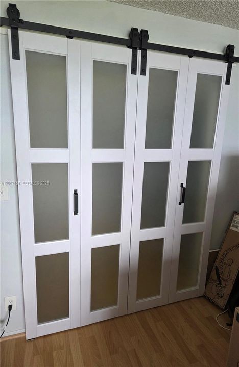На продажу: $314,900 (2 спален, 2 ванн, 1130 Квадратных фут)