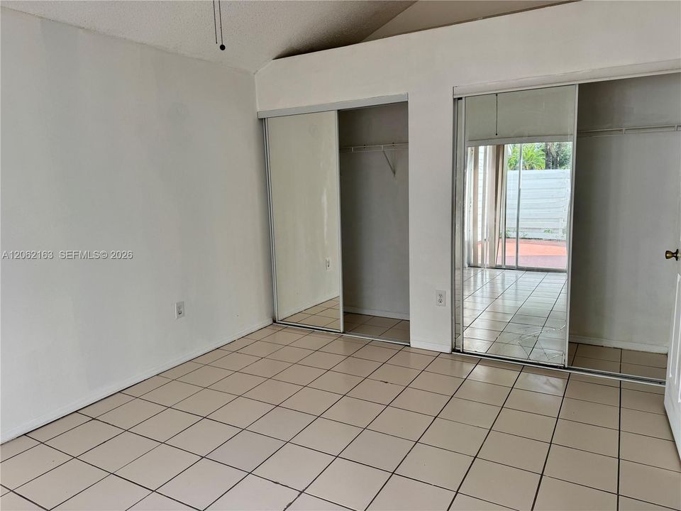 En Venta: $315,000 (2 camas, 1 baños, 738 Pies cuadrados)