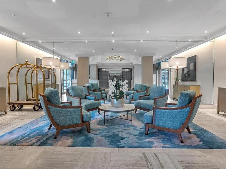 AMENITY_lobby-MLS