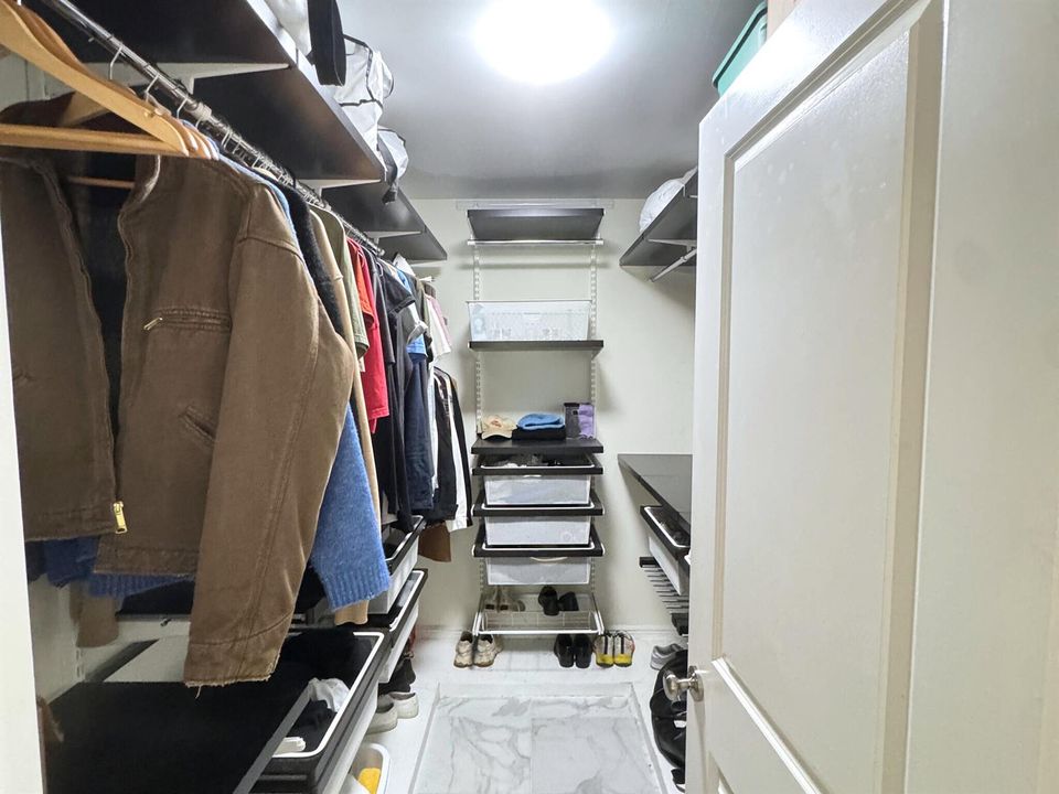 Walk In Closet