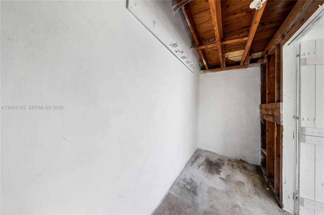 На продажу: $532,900 (4 спален, 2 ванн, 1420 Квадратных фут)