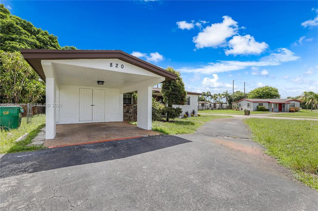 Driveway/Carpool