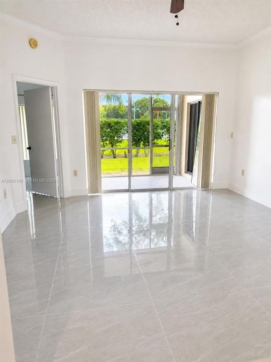 В аренду: $3,100 (2 спален, 2 ванн, 1336 Квадратных фут)