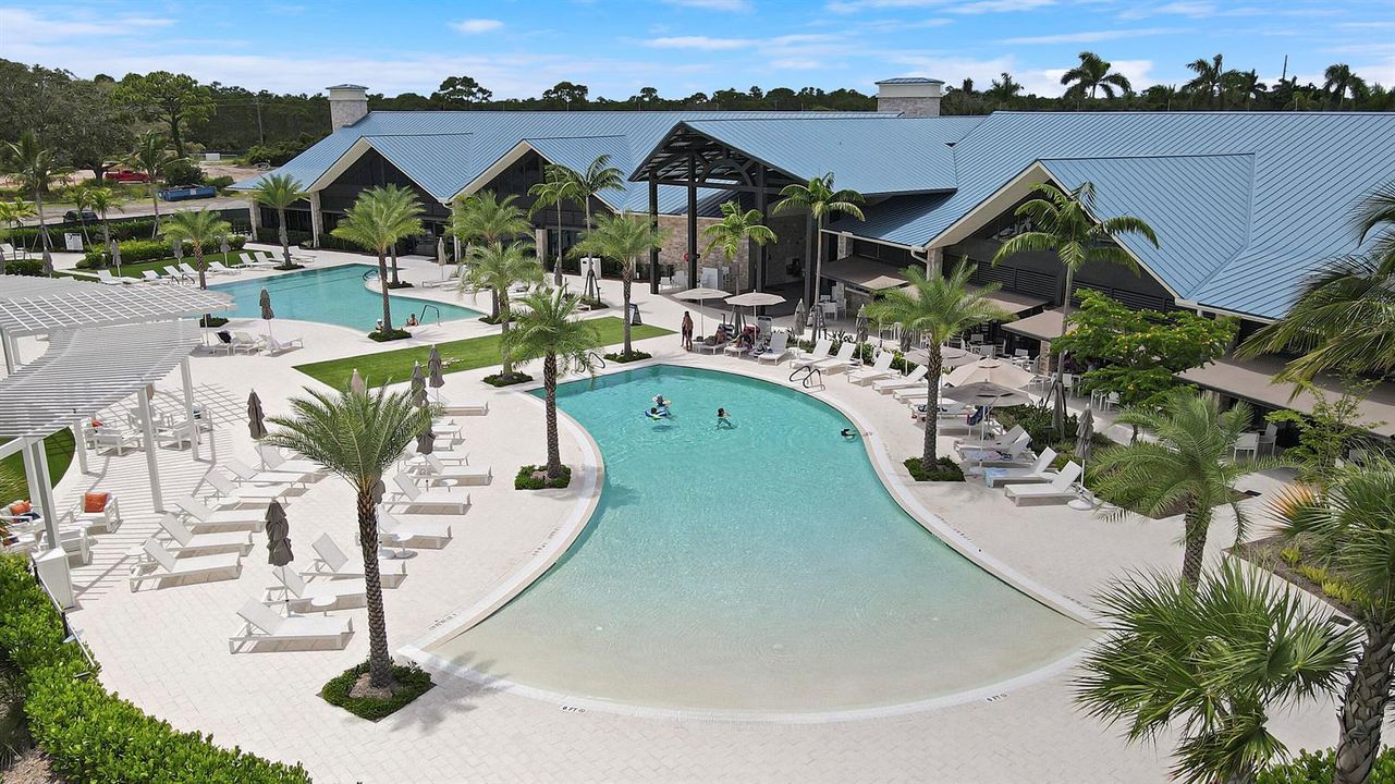 The Pointe Pool
