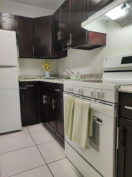В аренду: $1,400 (1 спален, 1 ванн, 0 Квадратных фут)