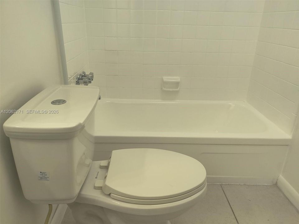 В аренду: $1,400 (1 спален, 1 ванн, 0 Квадратных фут)