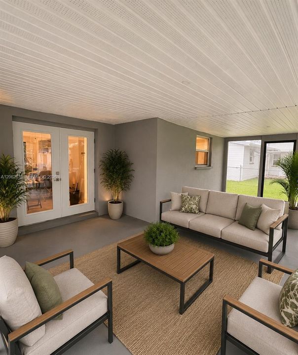 En Venta: $245,000 (3 camas, 1 baños, 800 Pies cuadrados)