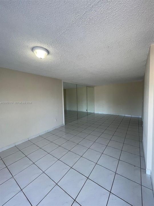 В аренду: $2,350 (2 спален, 2 ванн, 1170 Квадратных фут)