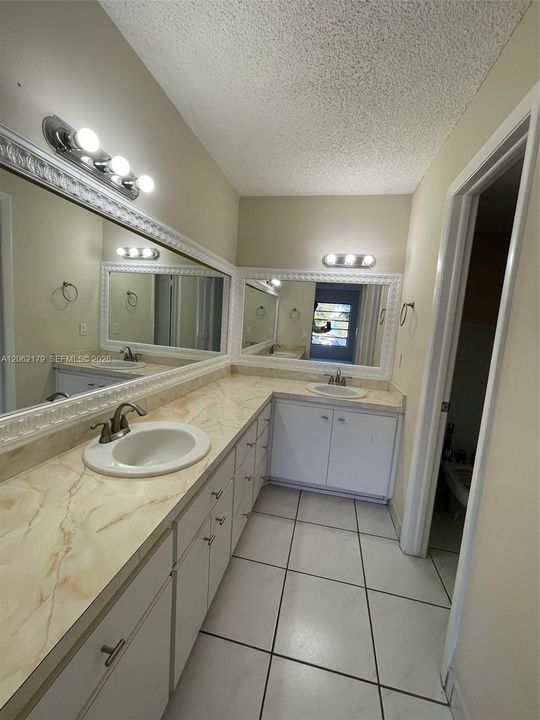 В аренду: $2,350 (2 спален, 2 ванн, 1170 Квадратных фут)