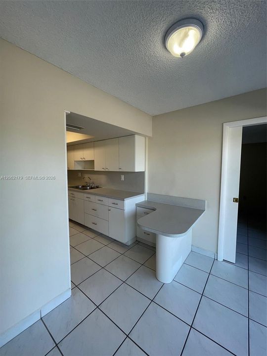 В аренду: $2,350 (2 спален, 2 ванн, 1170 Квадратных фут)