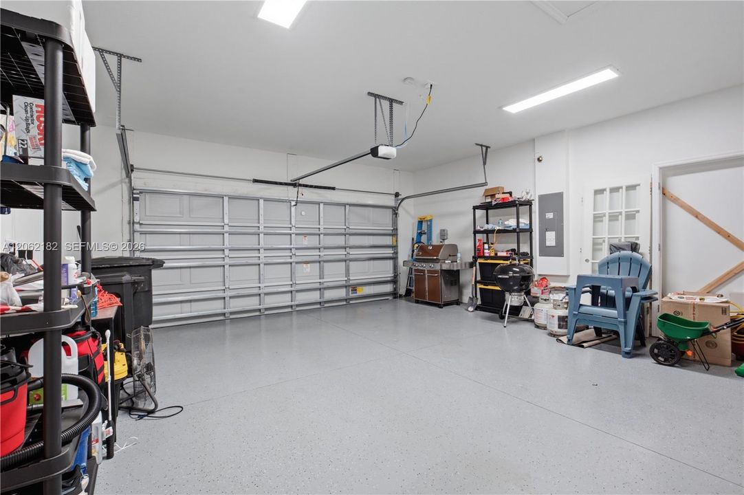 На продажу: $299,900 (3 спален, 2 ванн, 0 Квадратных фут)