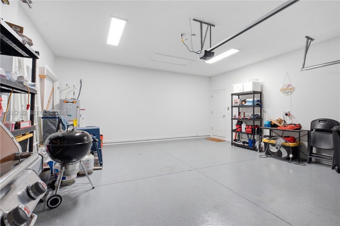 На продажу: $299,900 (3 спален, 2 ванн, 0 Квадратных фут)