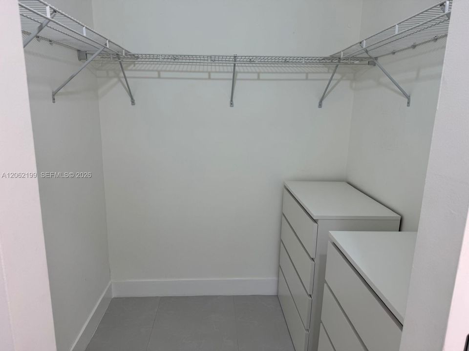 В аренду: $4,500 (3 спален, 2 ванн, 1522 Квадратных фут)