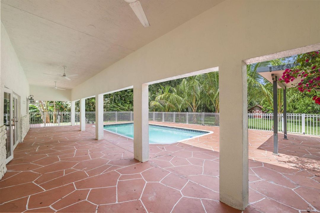 6344 NW 74th Terr - 24.jpg-SMALL