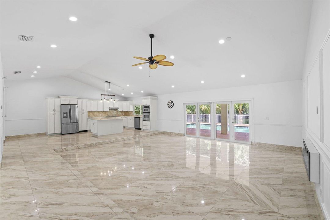 6344 NW 74th Terr - 15.jpg-SMALL