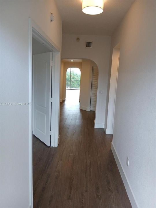 В аренду: $3,800 (3 спален, 2 ванн, 1710 Квадратных фут)