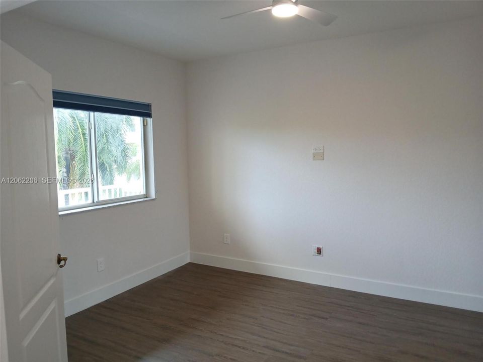 DEN,OFFICE,BED