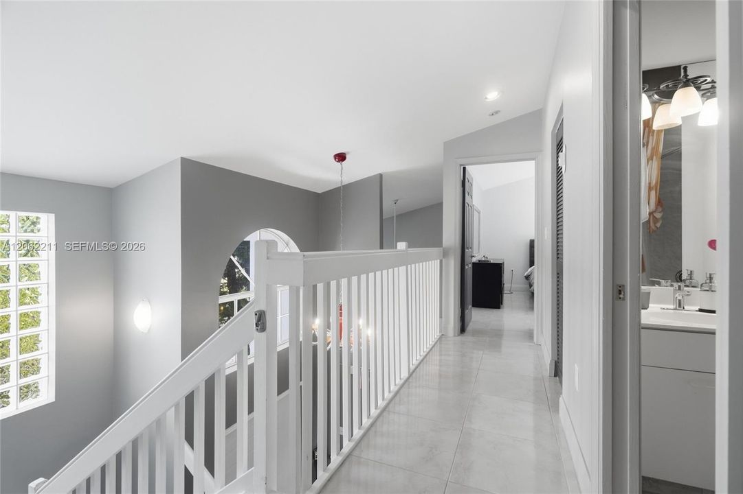 В аренду: $3,990 (3 спален, 2 ванн, 1451 Квадратных фут)