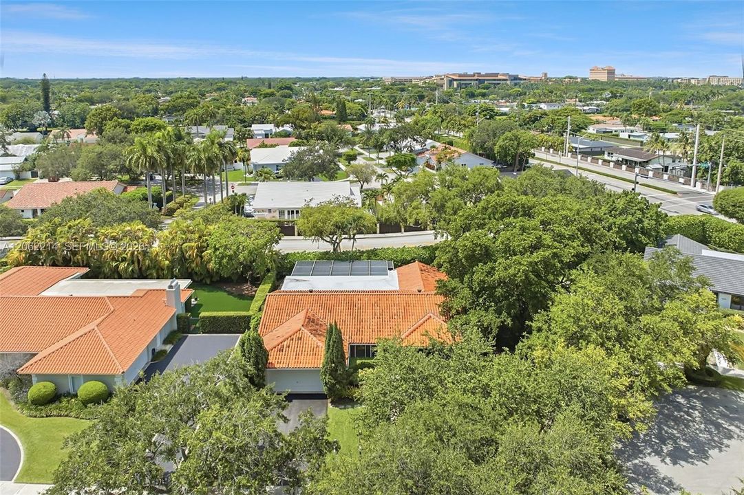 En Venta: $1,150,000 (3 camas, 2 baños, 2154 Pies cuadrados)