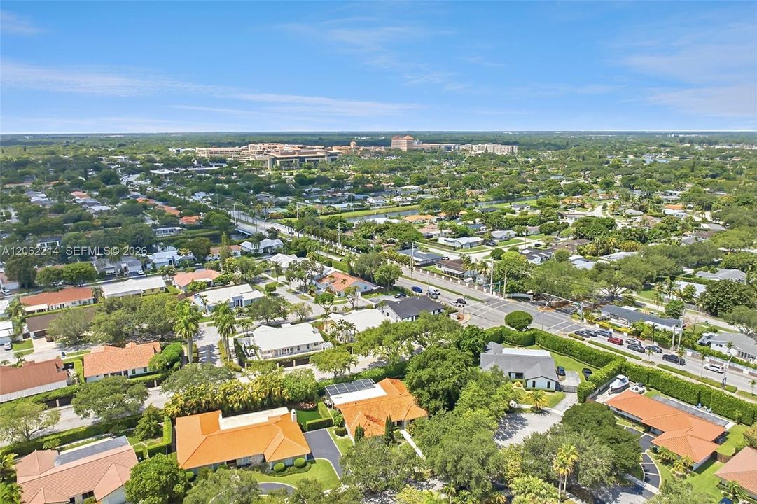 En Venta: $1,150,000 (3 camas, 2 baños, 2154 Pies cuadrados)