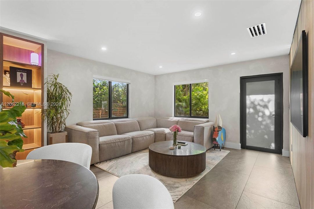 For Sale: $1,099,999 (0 beds, 0 baths, 1540 Square Feet)