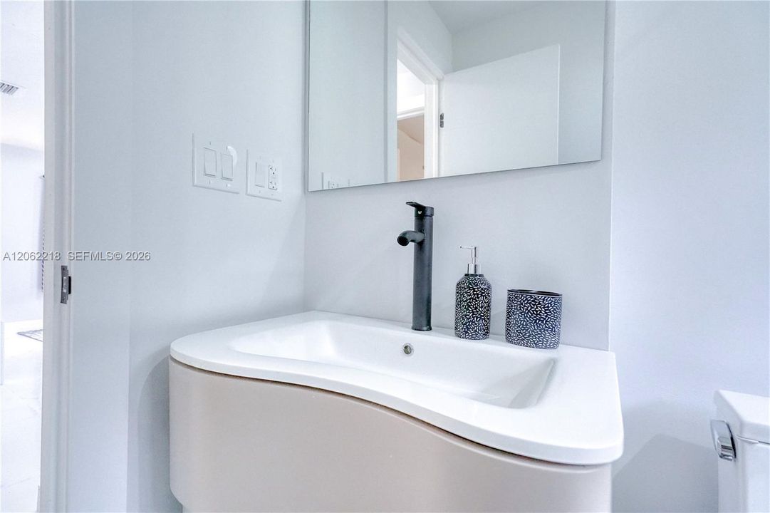 For Sale: $1,099,999 (0 beds, 0 baths, 1540 Square Feet)