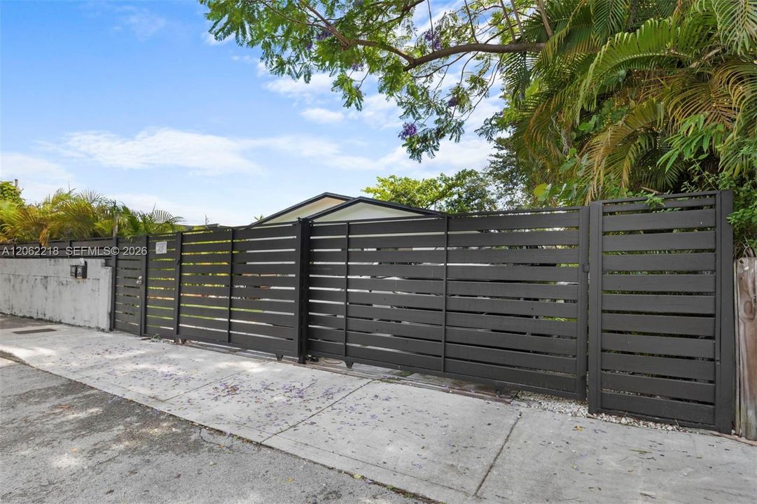 For Sale: $1,099,999 (0 beds, 0 baths, 1540 Square Feet)