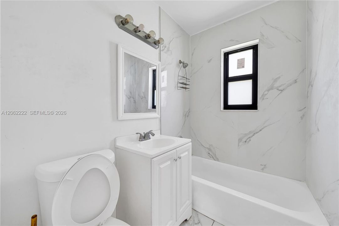 En Venta: $585,000 (2 camas, 1 baños, 780 Pies cuadrados)