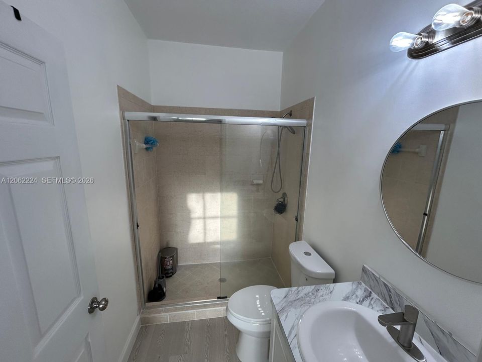 В аренду: $2,399 (3 спален, 2 ванн, 1150 Квадратных фут)