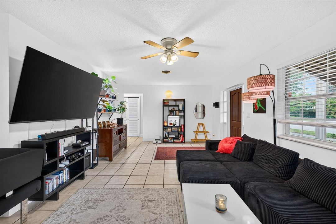 14-web-or-mls-699A2332