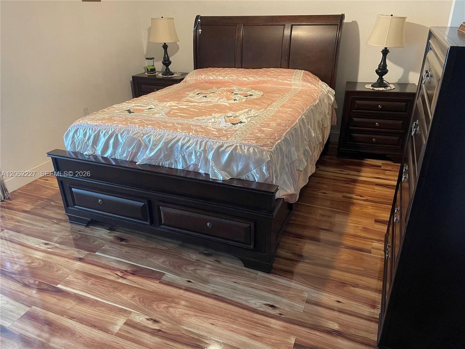 В аренду: $1,450 (1 спален, 1 ванн, 836 Квадратных фут)