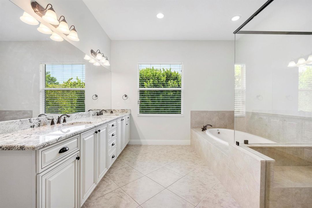 8050 Nw 121st Dr_051