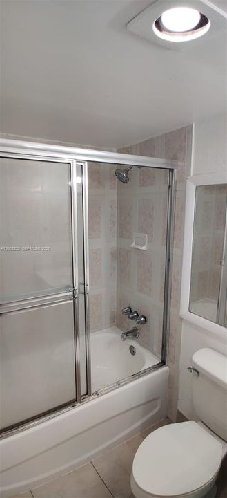For Sale: $194,900 (1 beds, 1 baths, 598 Square Feet)