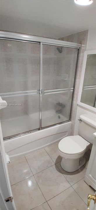 For Sale: $194,900 (1 beds, 1 baths, 598 Square Feet)