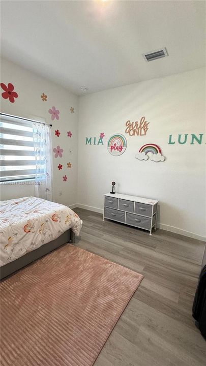 En Renta: $3,700 (5 camas, 4 baños, 1902 Pies cuadrados)