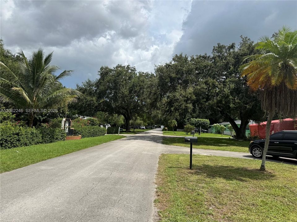 For Sale: $590,000 (3 beds, 2 baths, 1542 Square Feet)