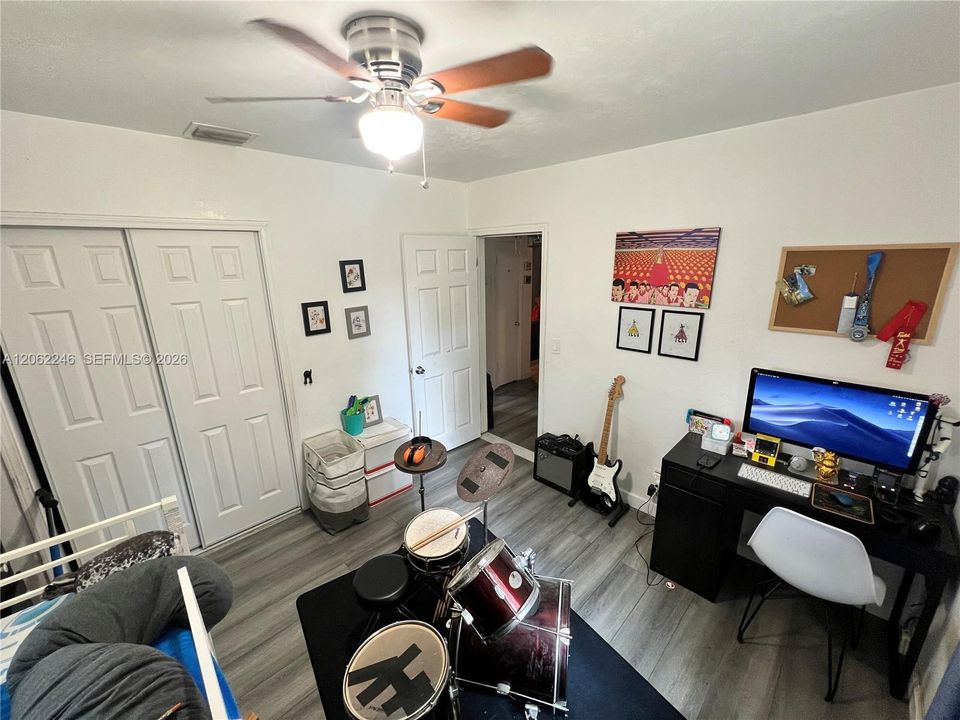 For Sale: $590,000 (3 beds, 2 baths, 1542 Square Feet)