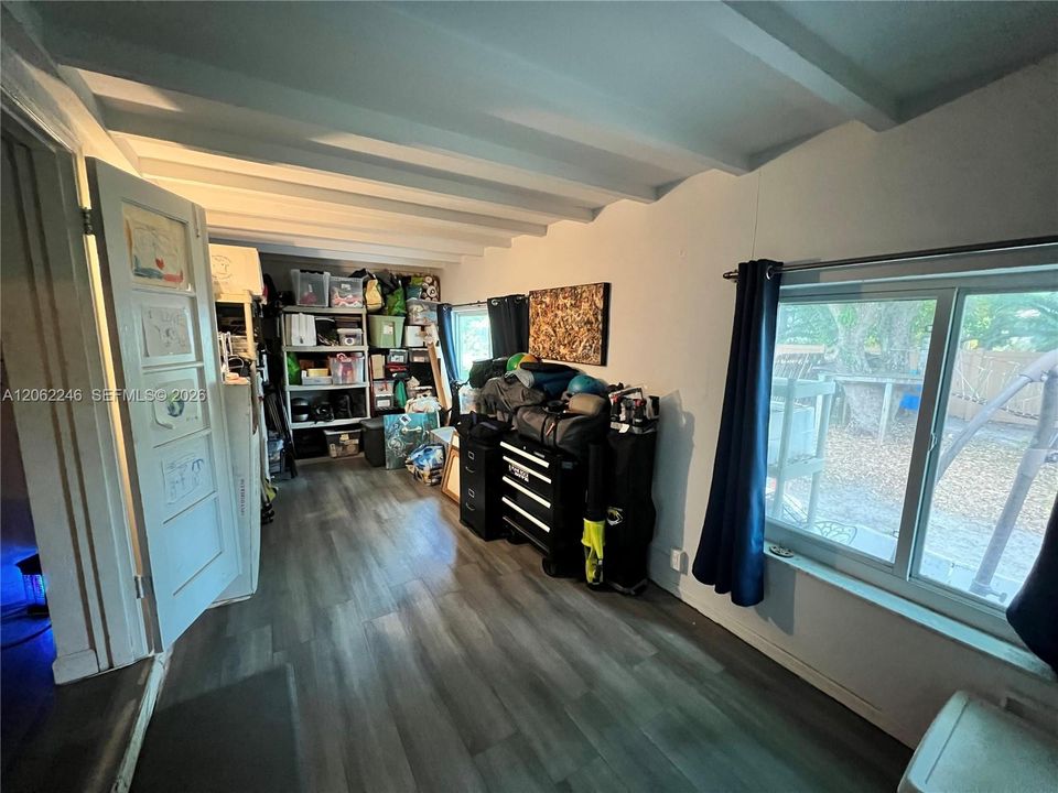 For Sale: $590,000 (3 beds, 2 baths, 1542 Square Feet)