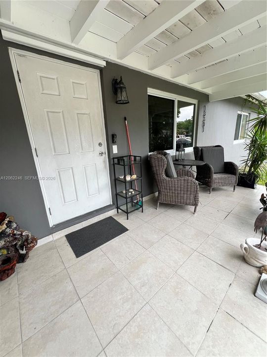 For Sale: $590,000 (3 beds, 2 baths, 1542 Square Feet)
