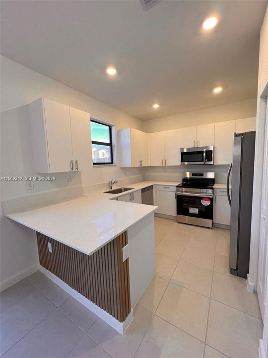 В аренду: $2,950 (3 спален, 2 ванн, 1442 Квадратных фут)