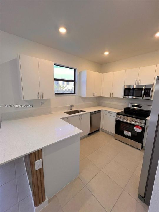 В аренду: $2,950 (3 спален, 2 ванн, 1442 Квадратных фут)