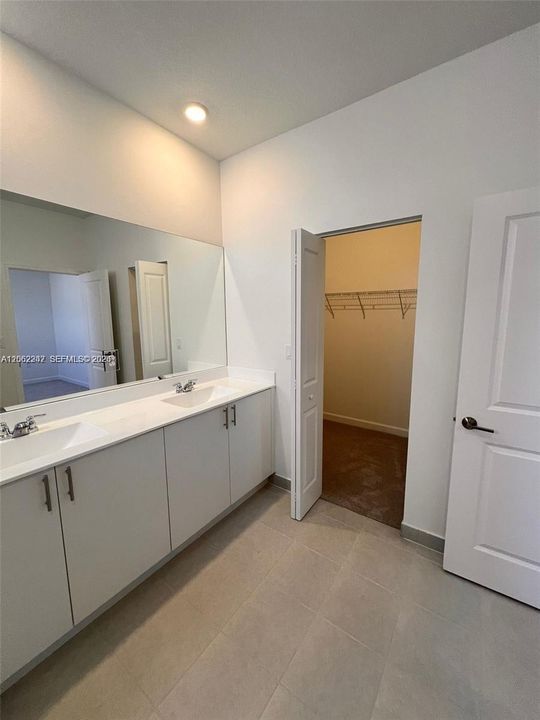 В аренду: $2,950 (3 спален, 2 ванн, 1442 Квадратных фут)