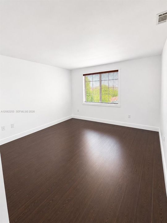 В аренду: $3,200 (3 спален, 2 ванн, 1382 Квадратных фут)