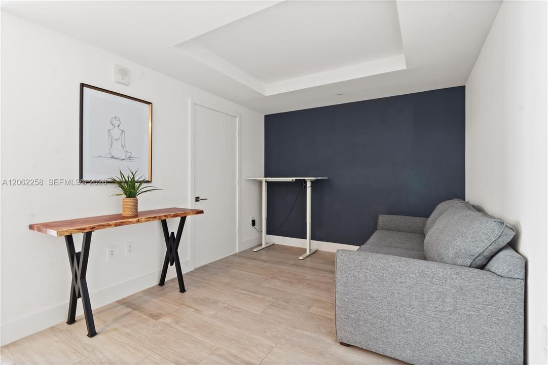 В аренду: $7,000 (2 спален, 2 ванн, 1081 Квадратных фут)