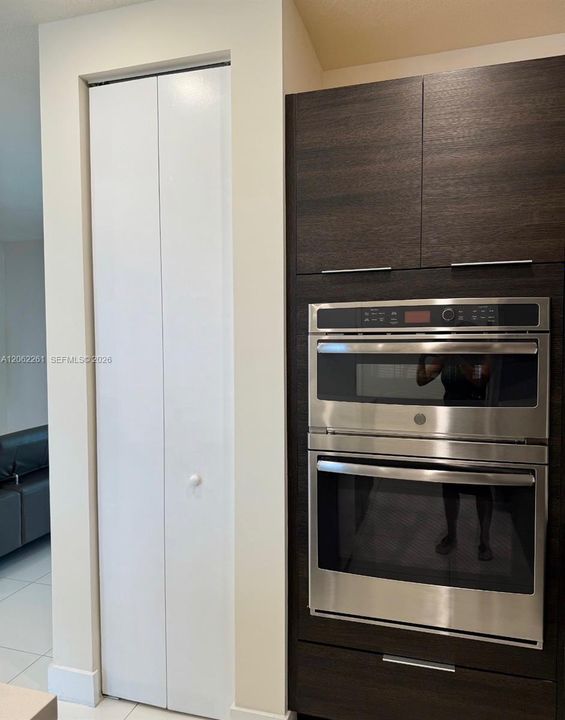На продажу: $699,000 (4 спален, 3 ванн, 1812 Квадратных фут)
